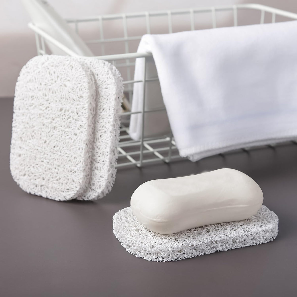 4PCS White Soap Holder Pad BPA-Free Savers Pads for Soap Dish,Easy to Clean Soap Lifting Pads Suitable for Shower Kitchen Bathroom Bathroom Travel Hotel Cleaning Products