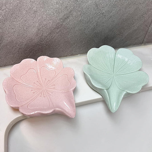 Soap Dish Soap Holder Self-Draining Soap Dish, Resin Bar Soap Holder, Oriental Cherry Flower Shape Soap Tray Soap Saver for Bathroom,Kitchen,Sink,Bathtub,Easy Cleaning and Keep Dry